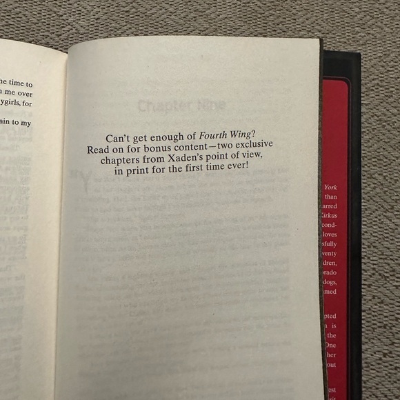 Fourth Wing Red Holiday Edition - Picture 5 of 8